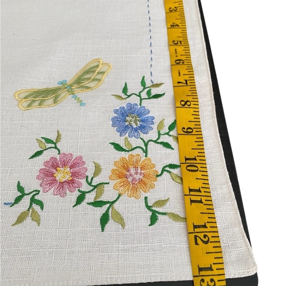 Embroidered Placemats Set of 4 Cotton Butterflies Tea Time Spring Cottagecore - Picture 11 of 11